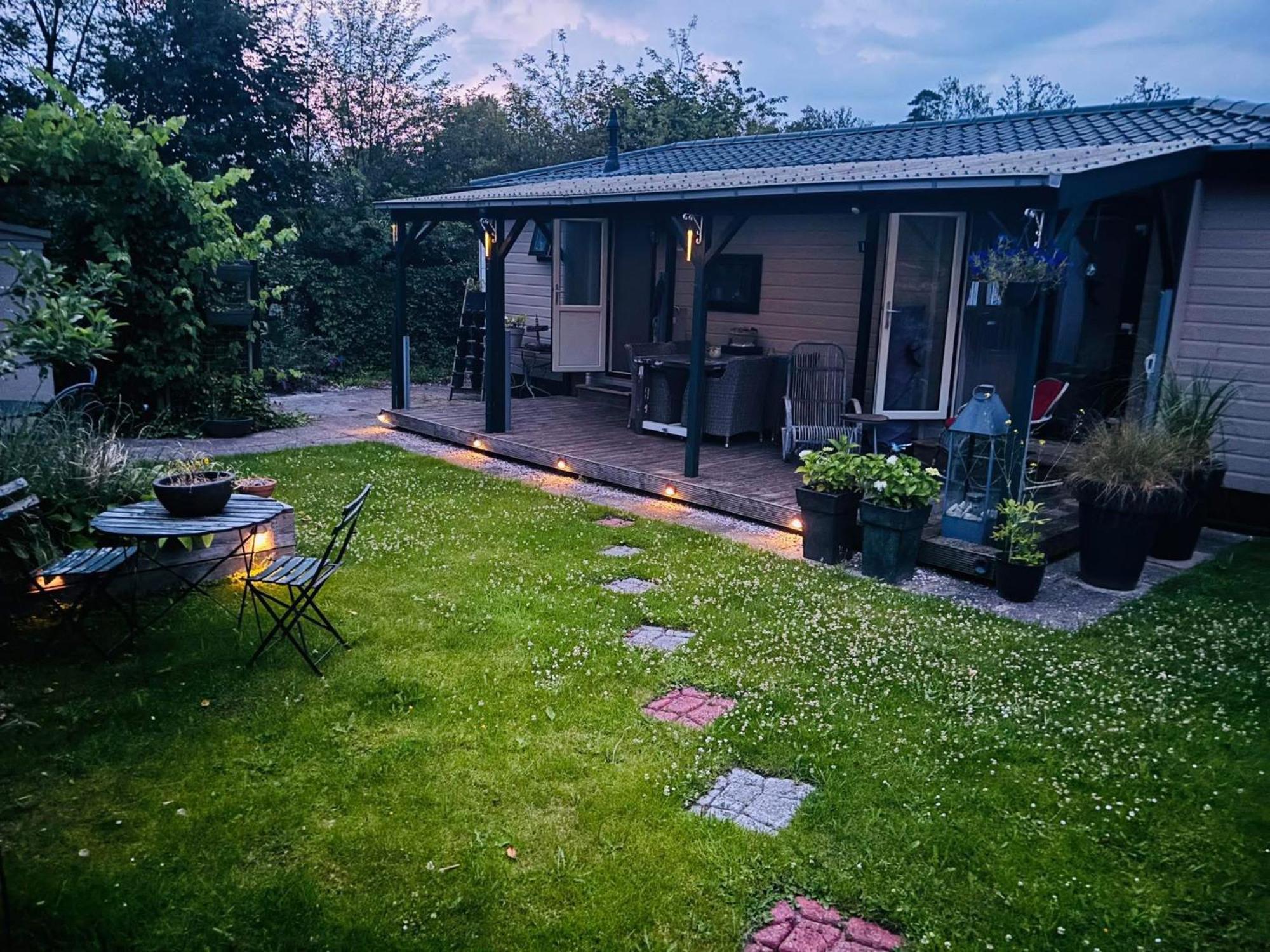 Comfortabel Chalet In Nationaal Park Wateren Экстерьер фото